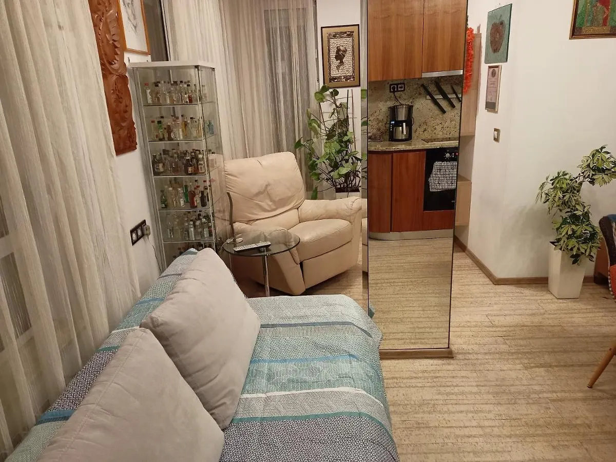 Bright Apartment At A Great Location Sofia